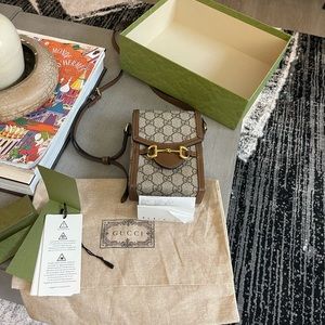 Basically new! Gucci messenger bag for men or women. Send offer if interested.